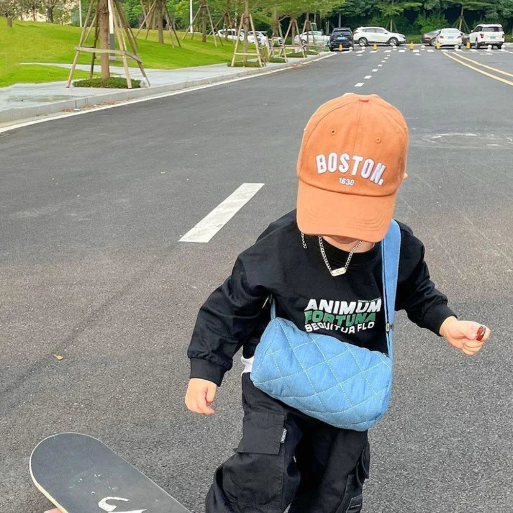 Children's hats boys and girls four seasons Korean version of the embroidered letters duck tongue cap fashion baby baseball cap
